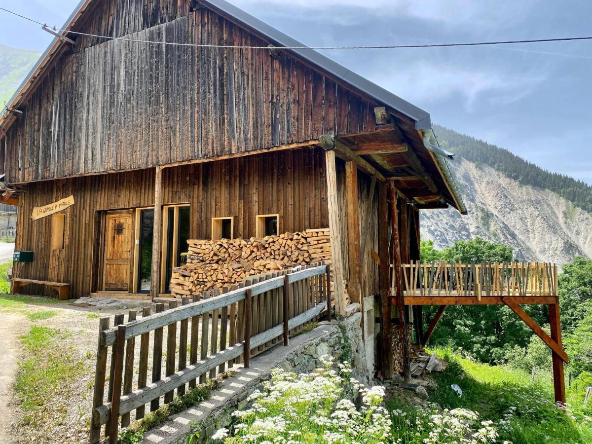 Authentique Grange Savoyarde Vila Albiez-Montrond Exterior foto